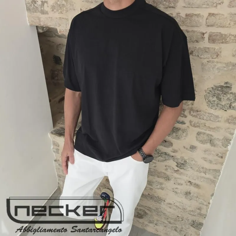 T-SHIRT T08 NERO