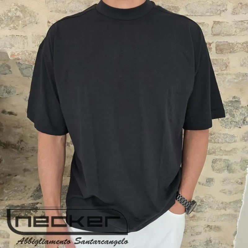 T-SHIRT T08 NERO